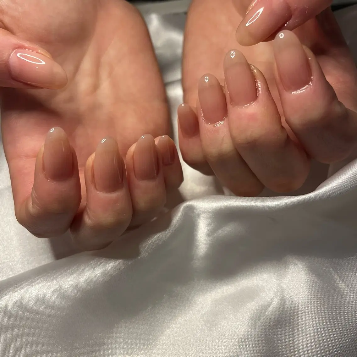 ネイル アートネイル ジェルネイル マグネットネイル ワンカラーネイル パラジェル nail slow.のネイルデザイン
