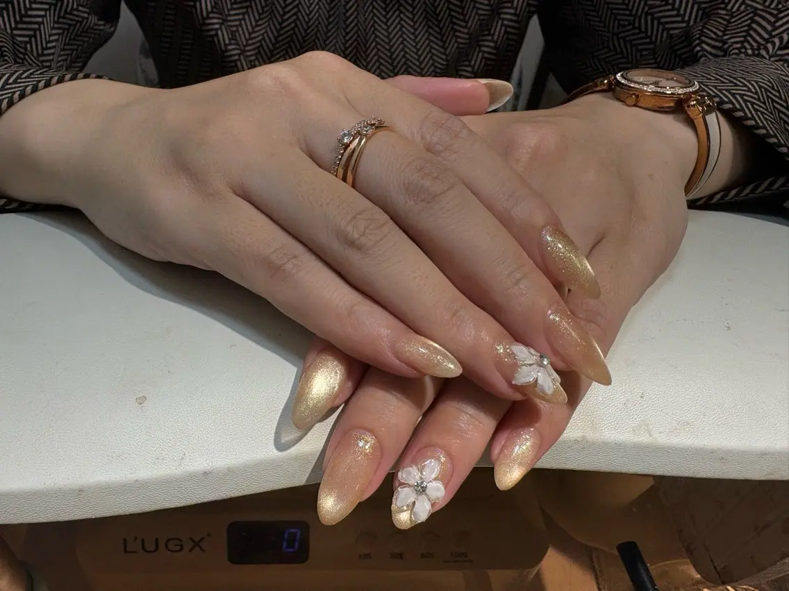 ネイル ハンドネイル Reina レイナのネイルデザイン