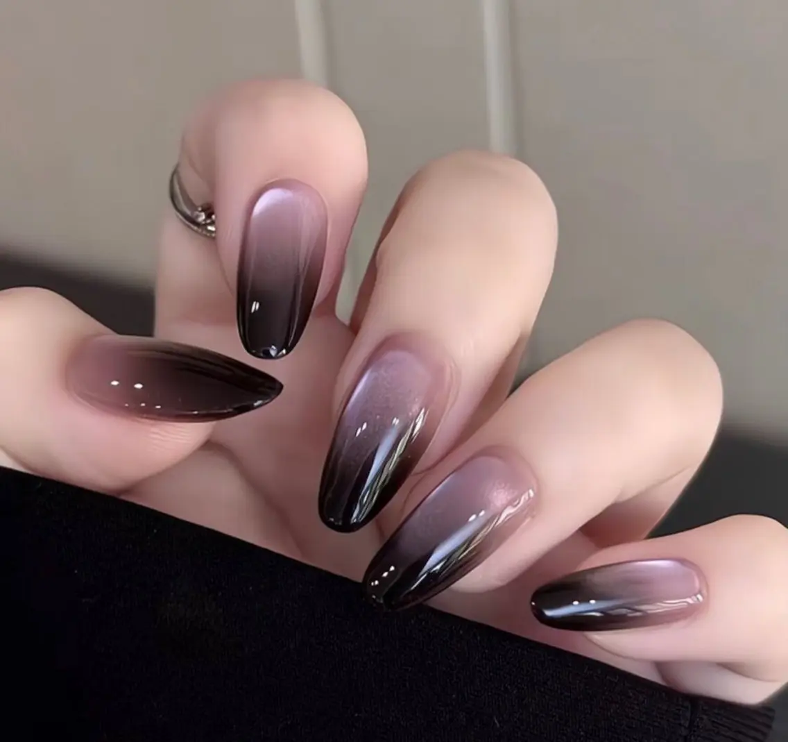 グラデーションマグネットネイル💎の写真
