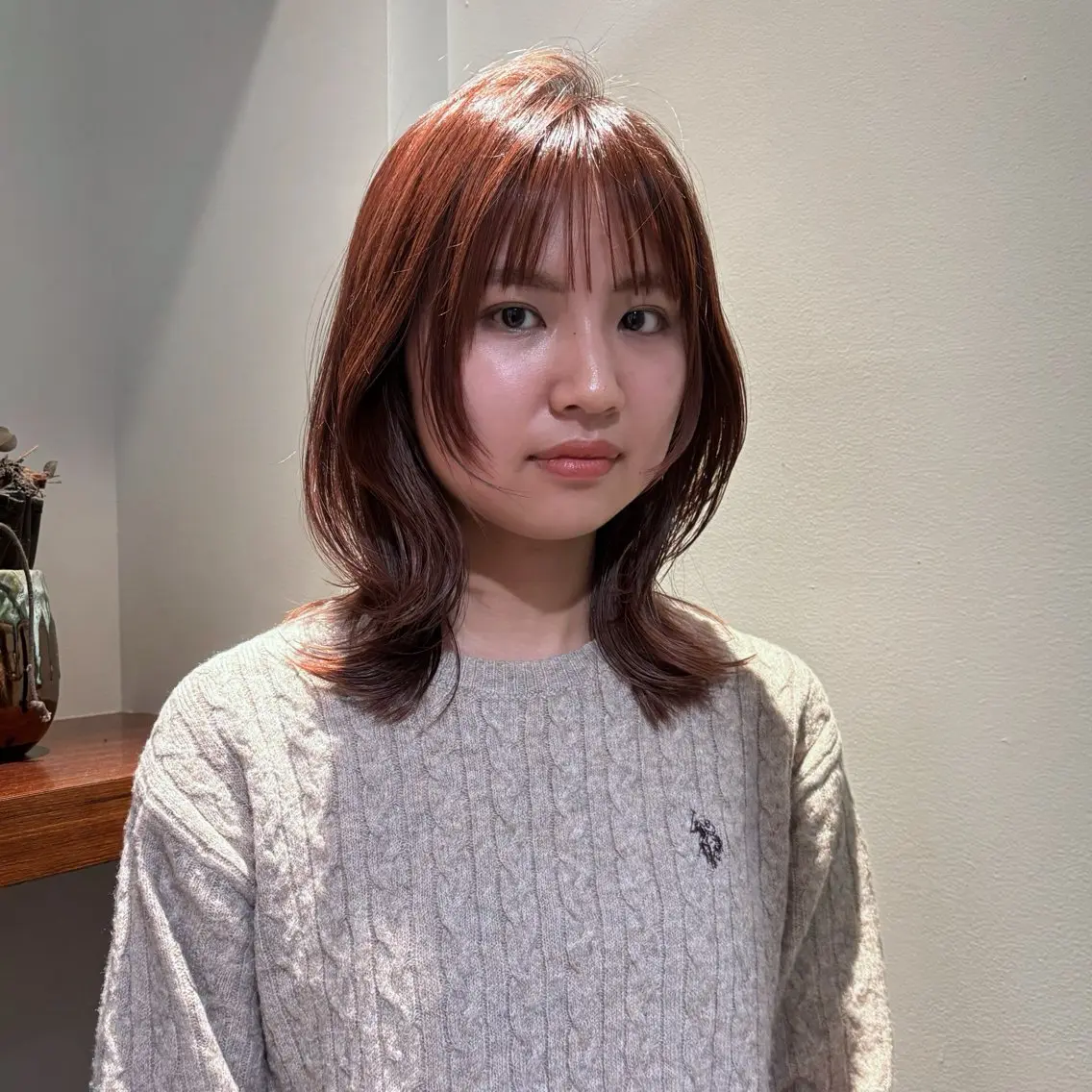 ミディアム レイヤーカット グレージュ🐰透明感 カラー🫧akihoのヘアスタイル