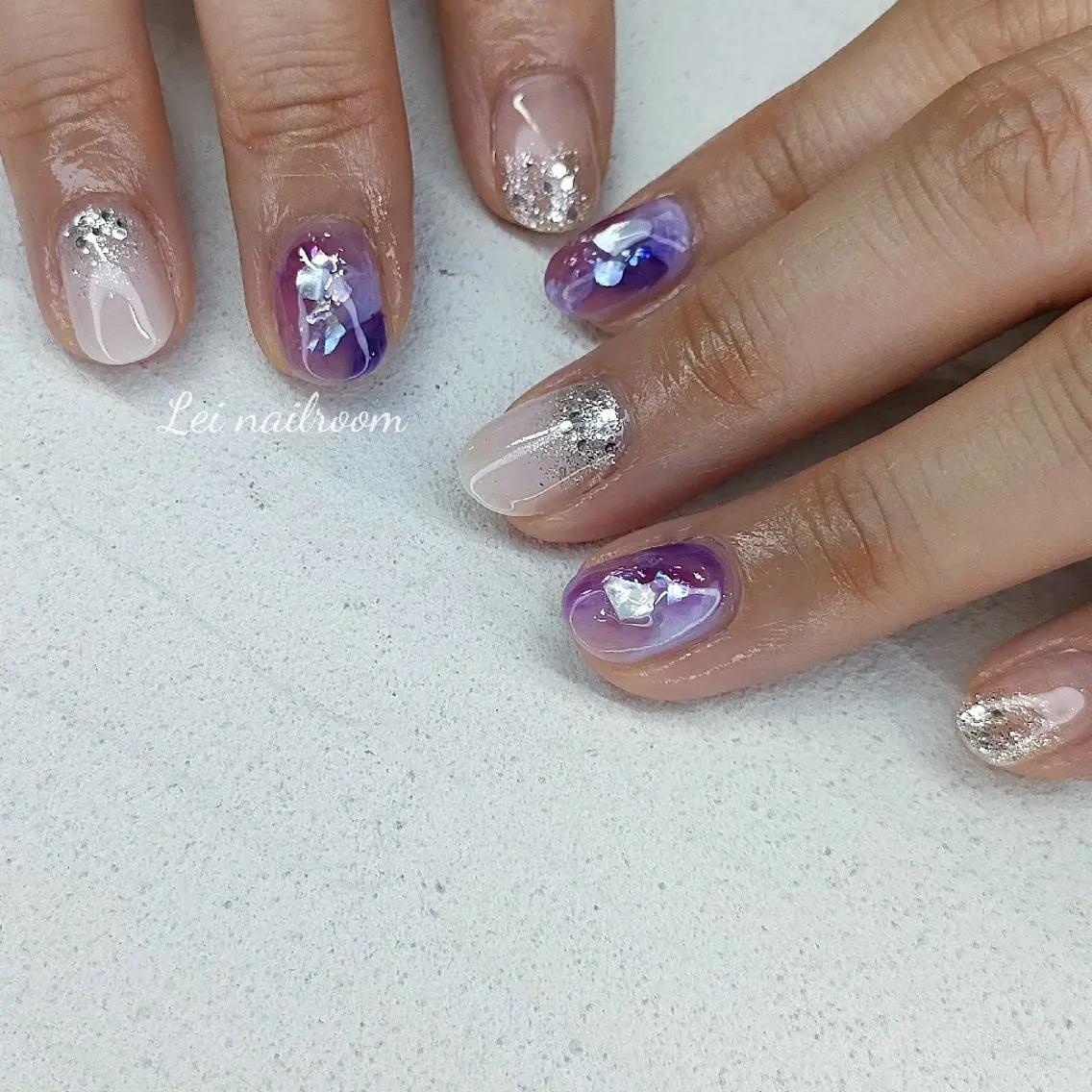 ネイル アートネイル 持ち込み ニュアンスネイル lei🌼 nailroomのネイルデザイン