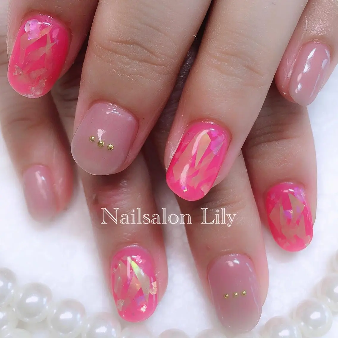 ネイル キラキラネイル Lily*nail 🌻Mii🌻のネイルデザイン