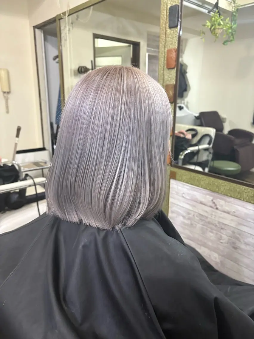 ショート カラー 渡辺 健太のヘアスタイル