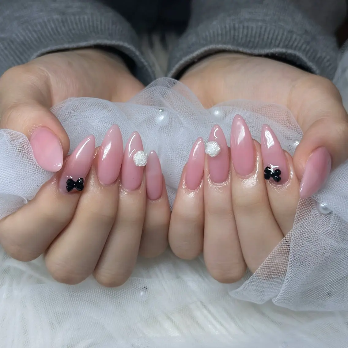 ネイル オーロラネイル ボルドー ブラウン 氷ネイル・うるうるネイル キラキラネイル ハンドネイル Julli NailStudioのネイルデザイン