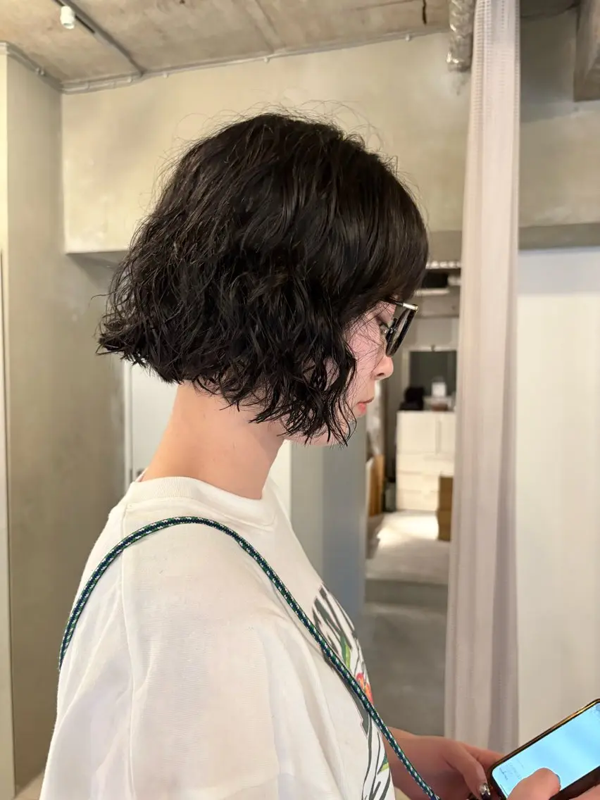 ショート 小野 明日香のヘアスタイル