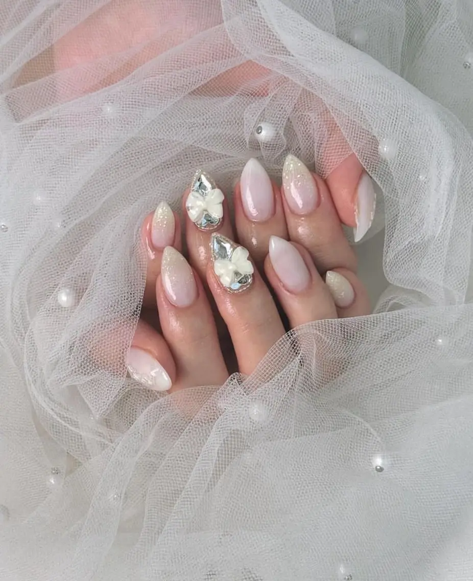 ネイル フレンチネイル ジェルネイル 韓国ネイル マグネットネイル マグネットフレンチ akina nailsのネイルデザイン