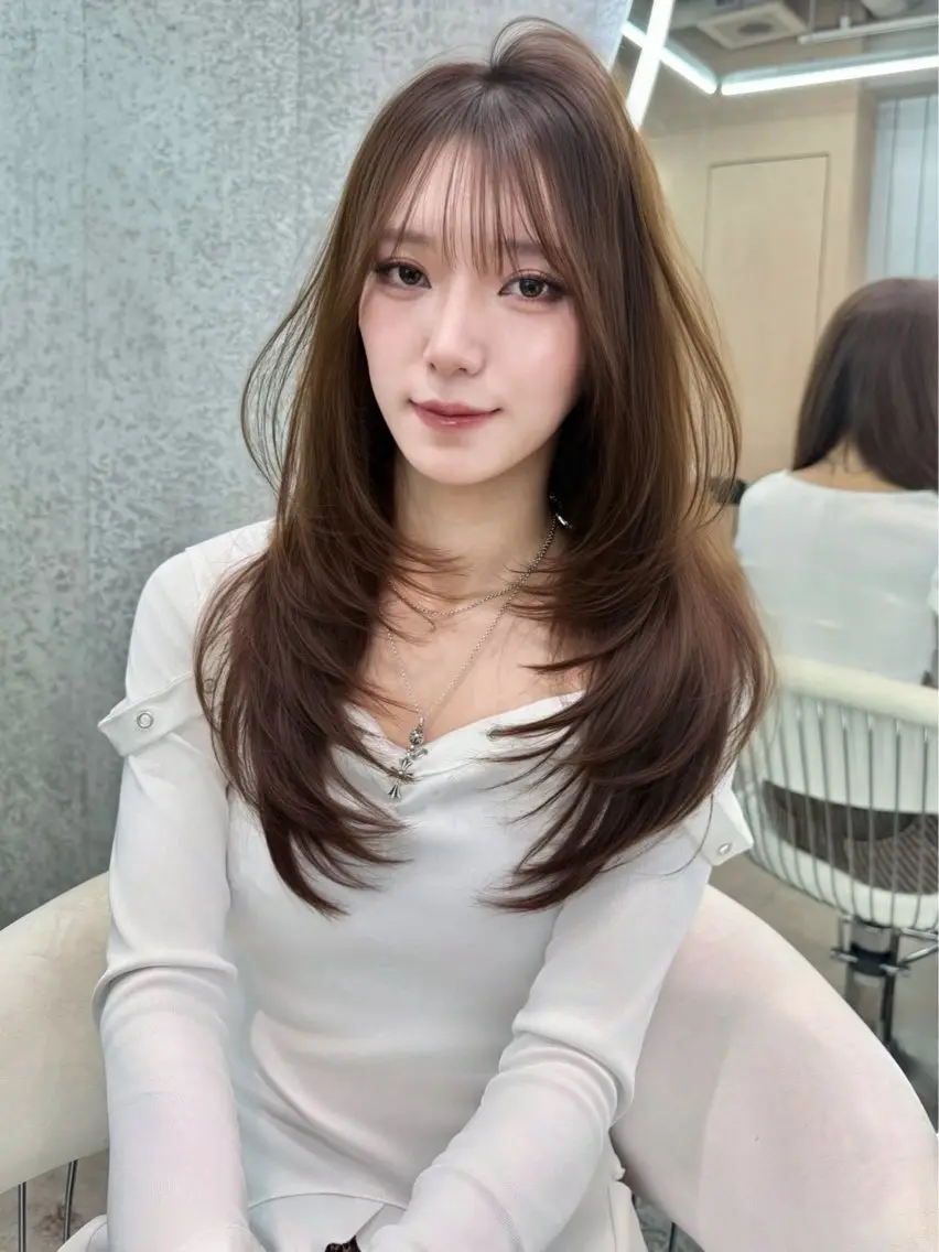 ロング ヘアアレンジ 卒業式のヘアスタイル 韓国風ヘア レイヤーカット 縮毛矯正 カット 縮毛矯正 トリートメント ヘアセット 🍂秋の透明感カラー 🧡縮毛矯正櫻井のヘアスタイル