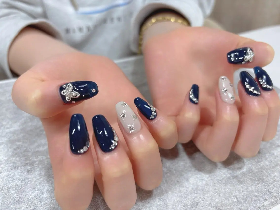 【オフなし】⚠️平日限定⚠️持込みデザイン120分¥9500/パーツ付け放題💎!!安心のフィルイン施術🧸🤍の写真