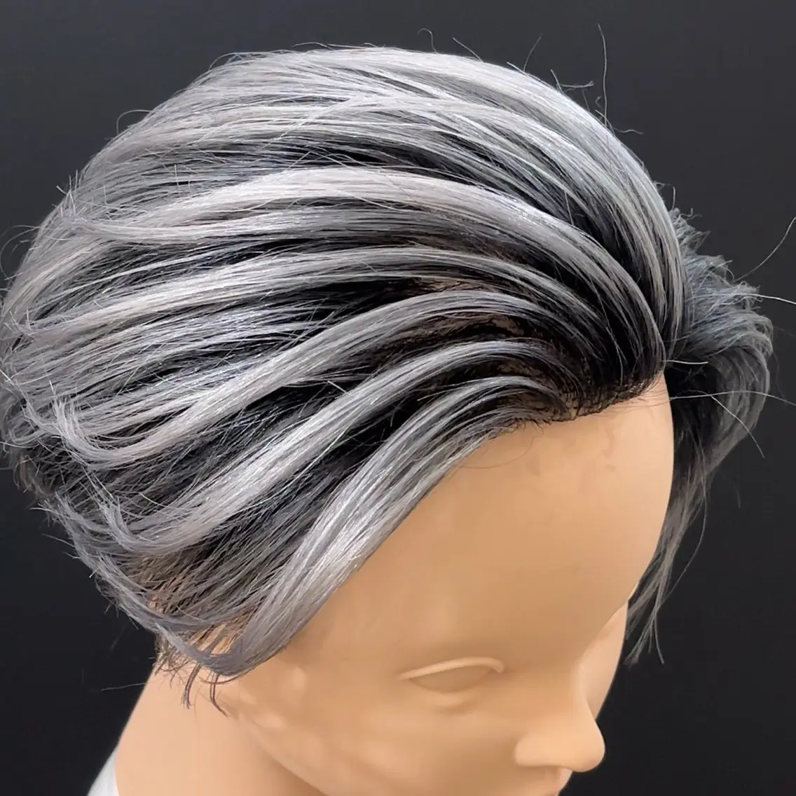 ショート カラー メンズ メンズバレイヤージュ メンズブリーチ バレイヤージュ ベージュカラー ブリーチ カット ヘアカラー メンズ特化カットパー マカラー坂田柊のヘアスタイル