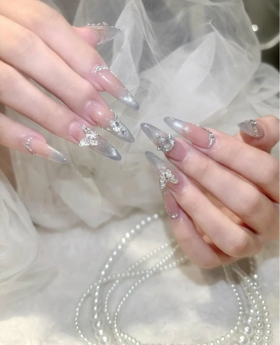 ネイル ハンドネイル Rina Mika Nailsのネイルデザイン