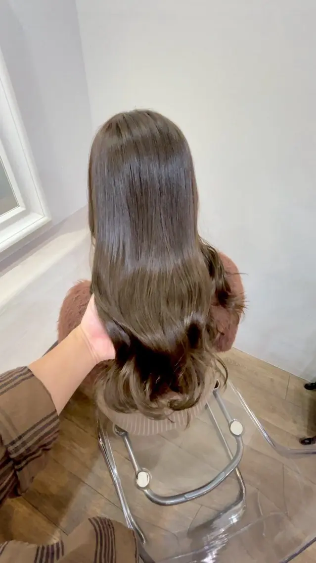 ロング カラー ベージュカラー ブリーチ ブラウンカラー 透明感カラー ダブルカラー ヘアカラー ブリーチなしベージュ 特化 松村 茶屋町のヘアスタイル