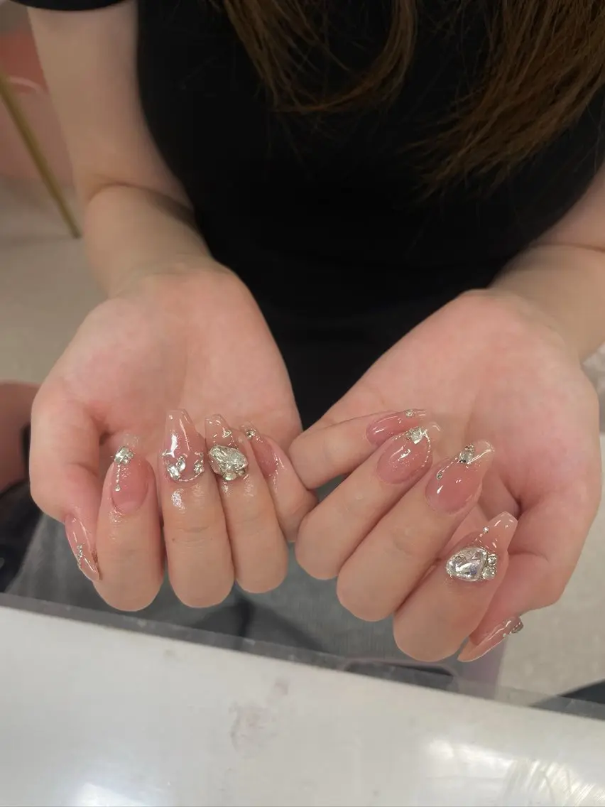 ネイル ガーリー ワンホンネイル ハンドネイル nailsalon popoのネイルデザイン
