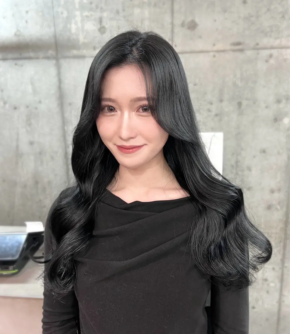 ロング カラー 透明感カラー カット ヘアカラー トリートメント 透明感カラー ✨ 韓国艶髪💗菅原のヘアスタイル