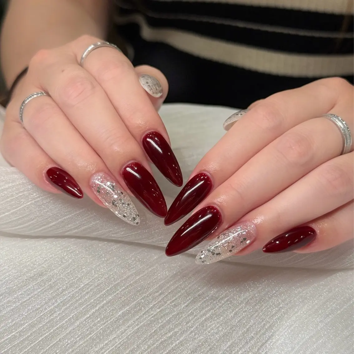 ネイル オーロラネイル ブルー チークネイル フットネイル フレンチネイル ハンドネイル ハンドケア HANA NAIL ROOMのネイルデザイン