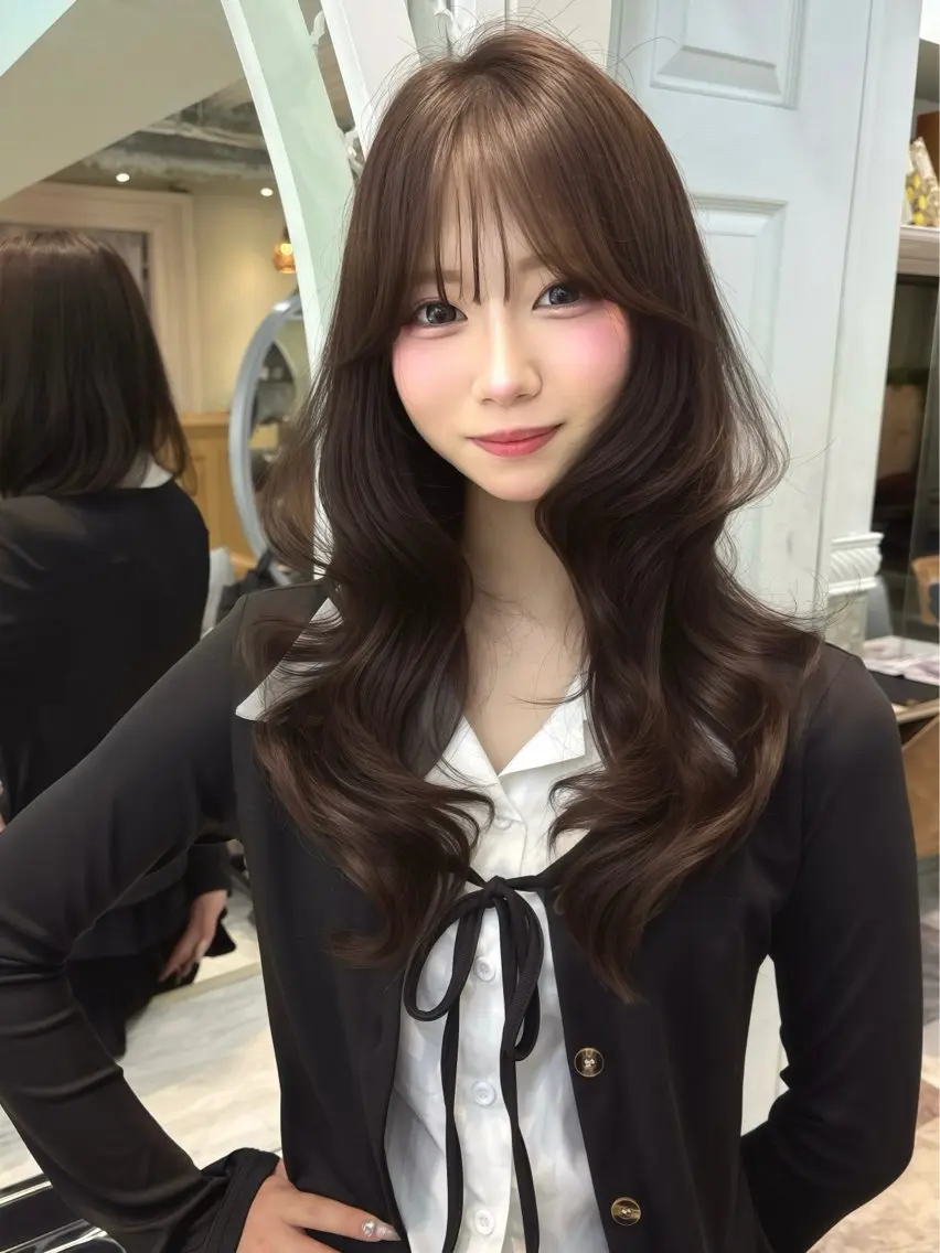 ロング ボブ ハイライト 髪質改善 夏目唯衣/透明感 /艶カラーのヘアスタイル