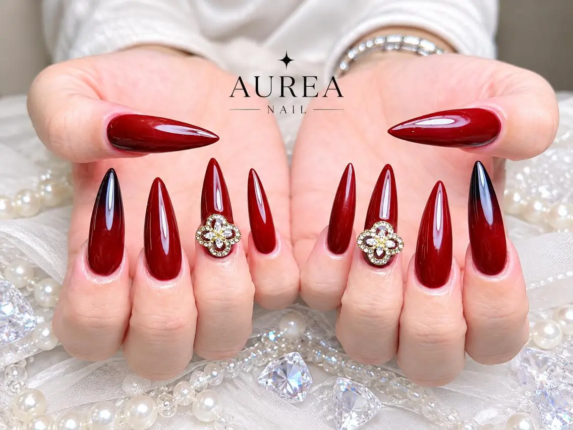 ネイル アートネイル ボルドー 長さ出し ハロウィン キラキラネイル AUREA Nail 心斎橋店のネイルデザイン