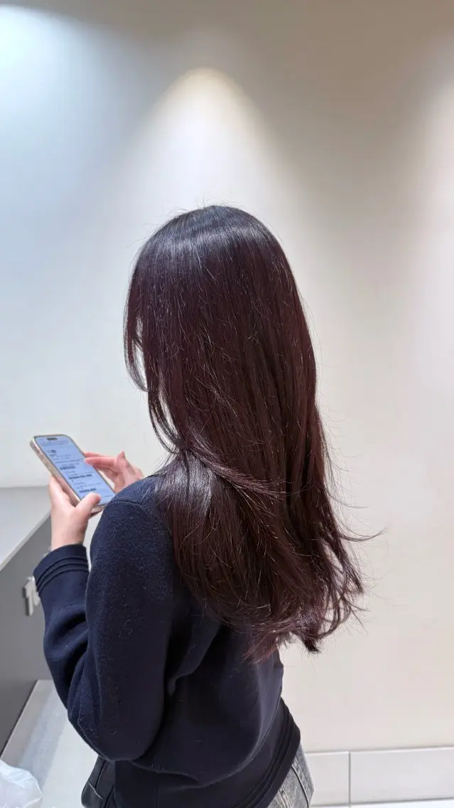 ロング カラー akari / ミディアムパーマのヘアスタイル