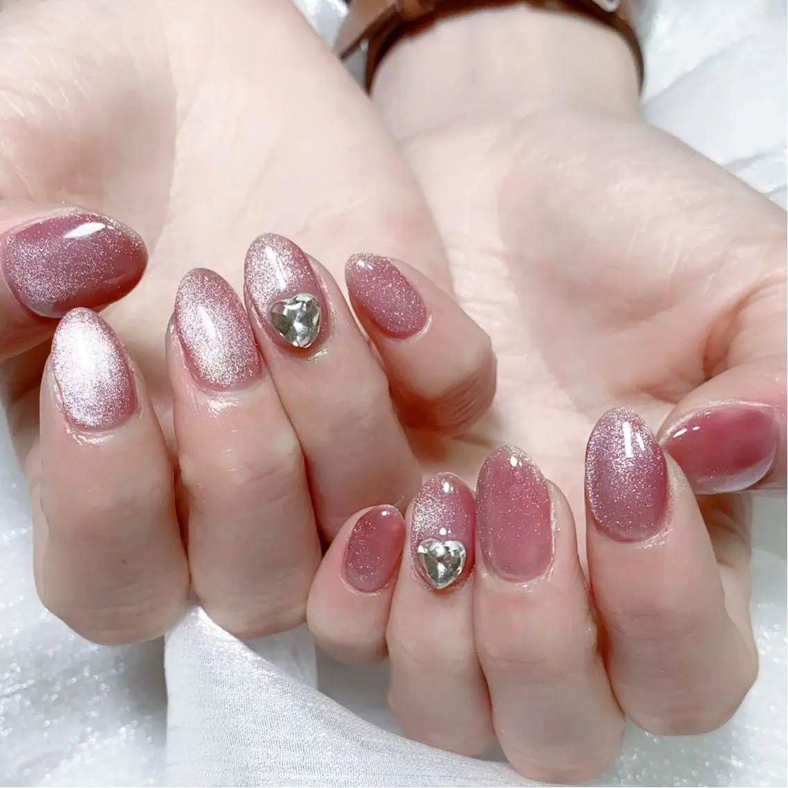 メンズ ネイル メンズ韓国風 アートネイル オーロラネイル ガーリー キラキラネイル ハンドネイル Nail salon 木にいるのネイルデザイン