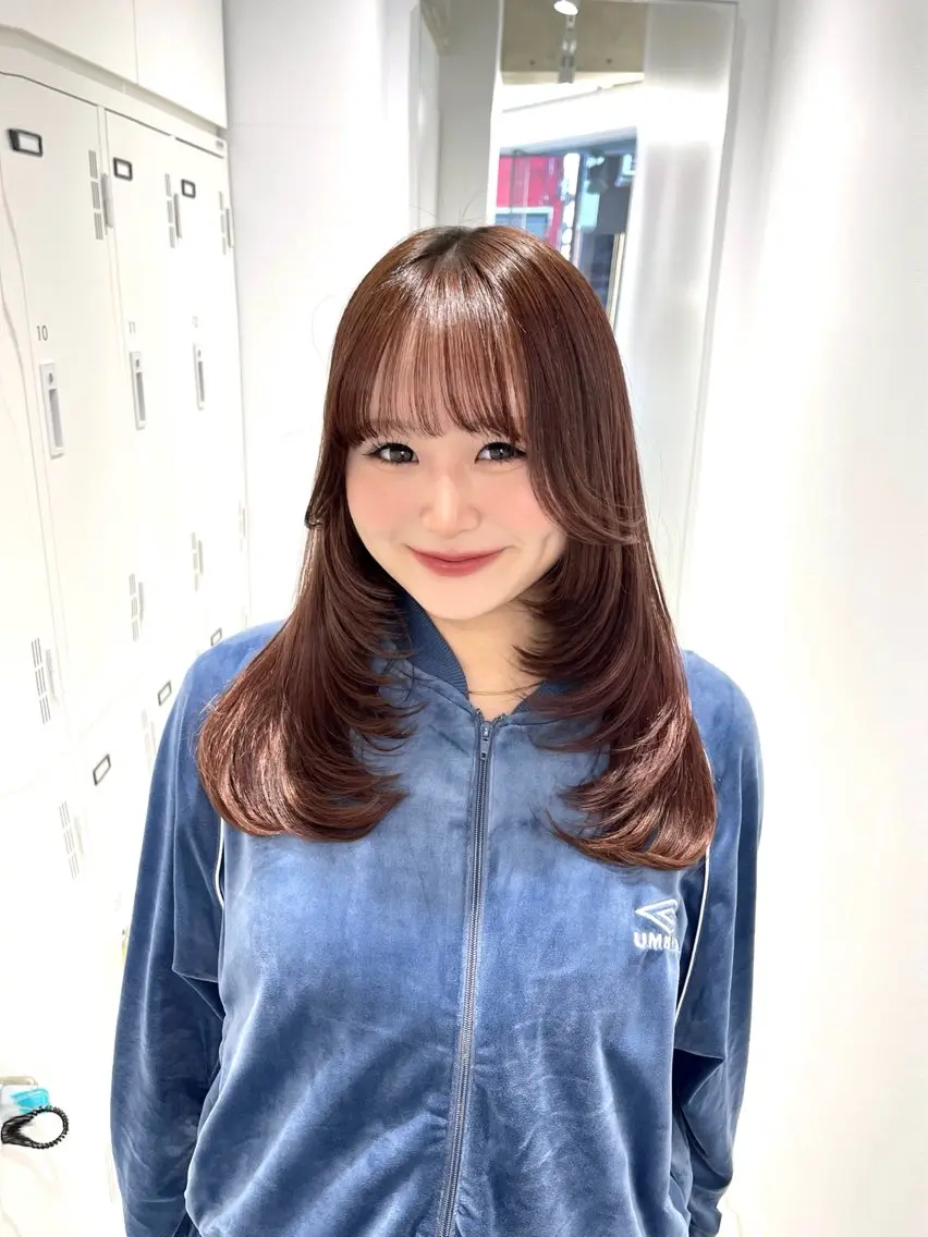 ロング カット 🇰🇷韓国ヘア🎀 レイヤー🤍MOEのヘアスタイル