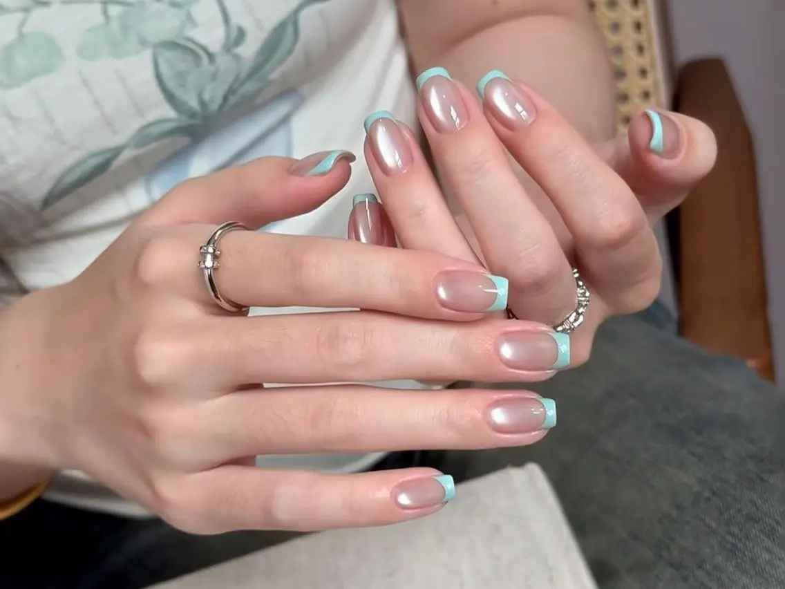 ネイル メンズ クリスマス ボルドー ブラウン 長さ出し フットネイル ハンドネイル ハンドケア NEW NAIL KaKa❤️🔥のネイルデザイン