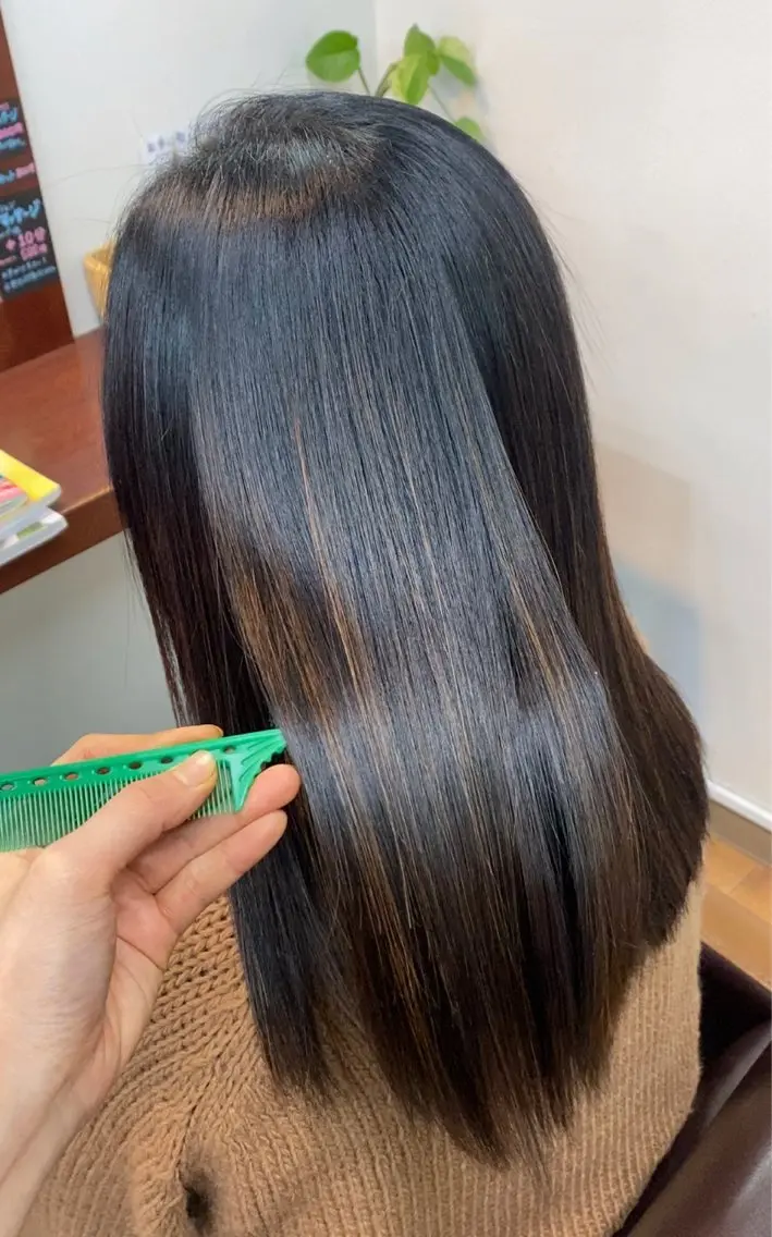 ロング 縮毛矯正 トリートメント 染谷 れなのヘアスタイル