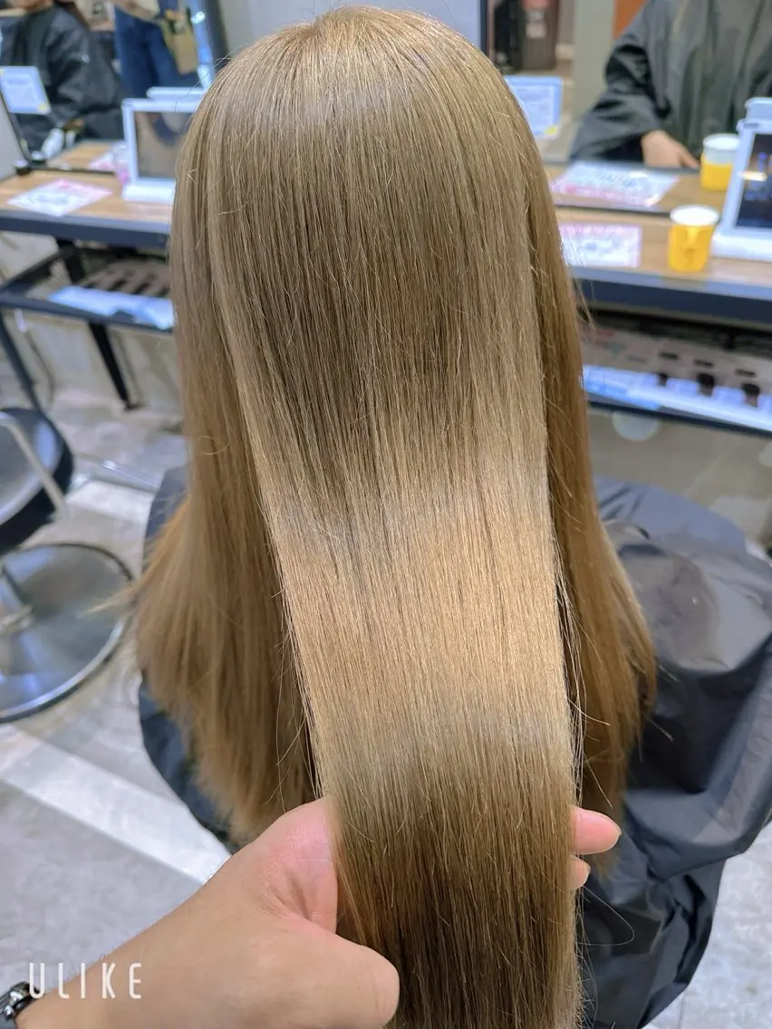 カラー 三輪 凌雅のヘアスタイル