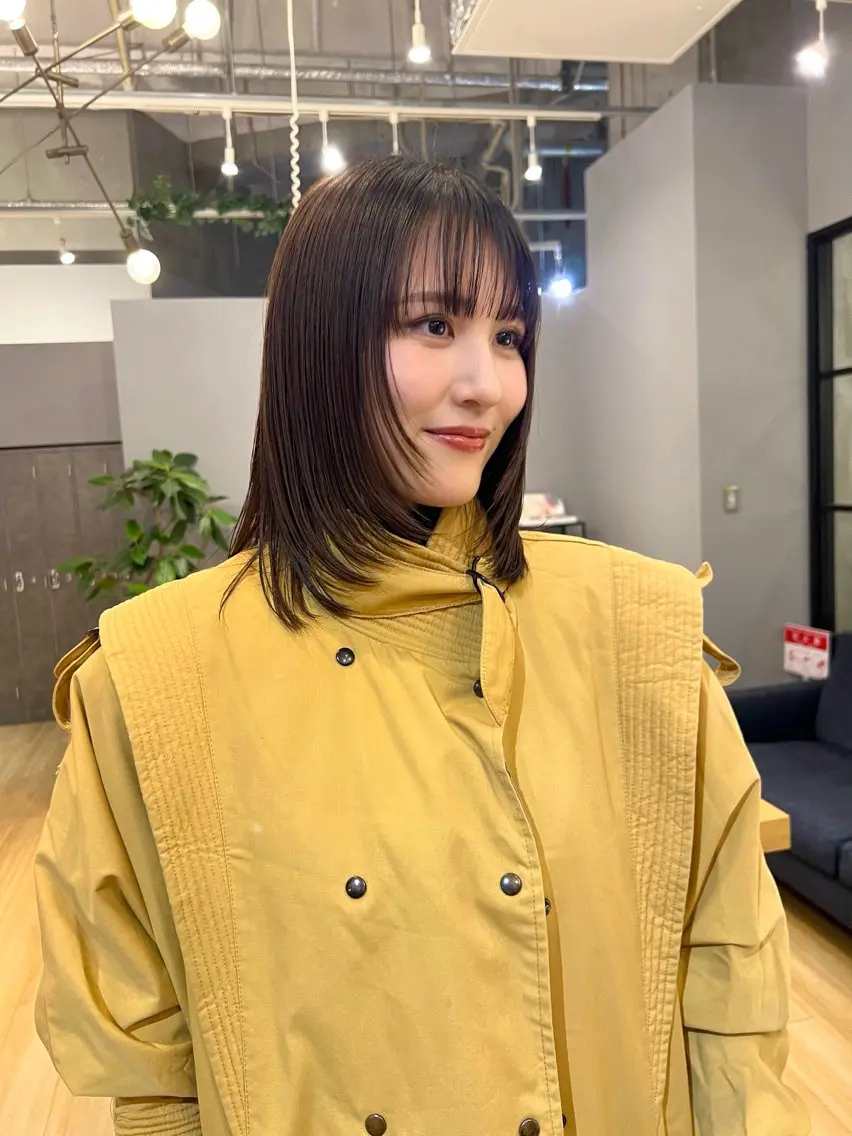 ミディアム レイヤーカット シャギー 荒金 昴のヘアスタイル