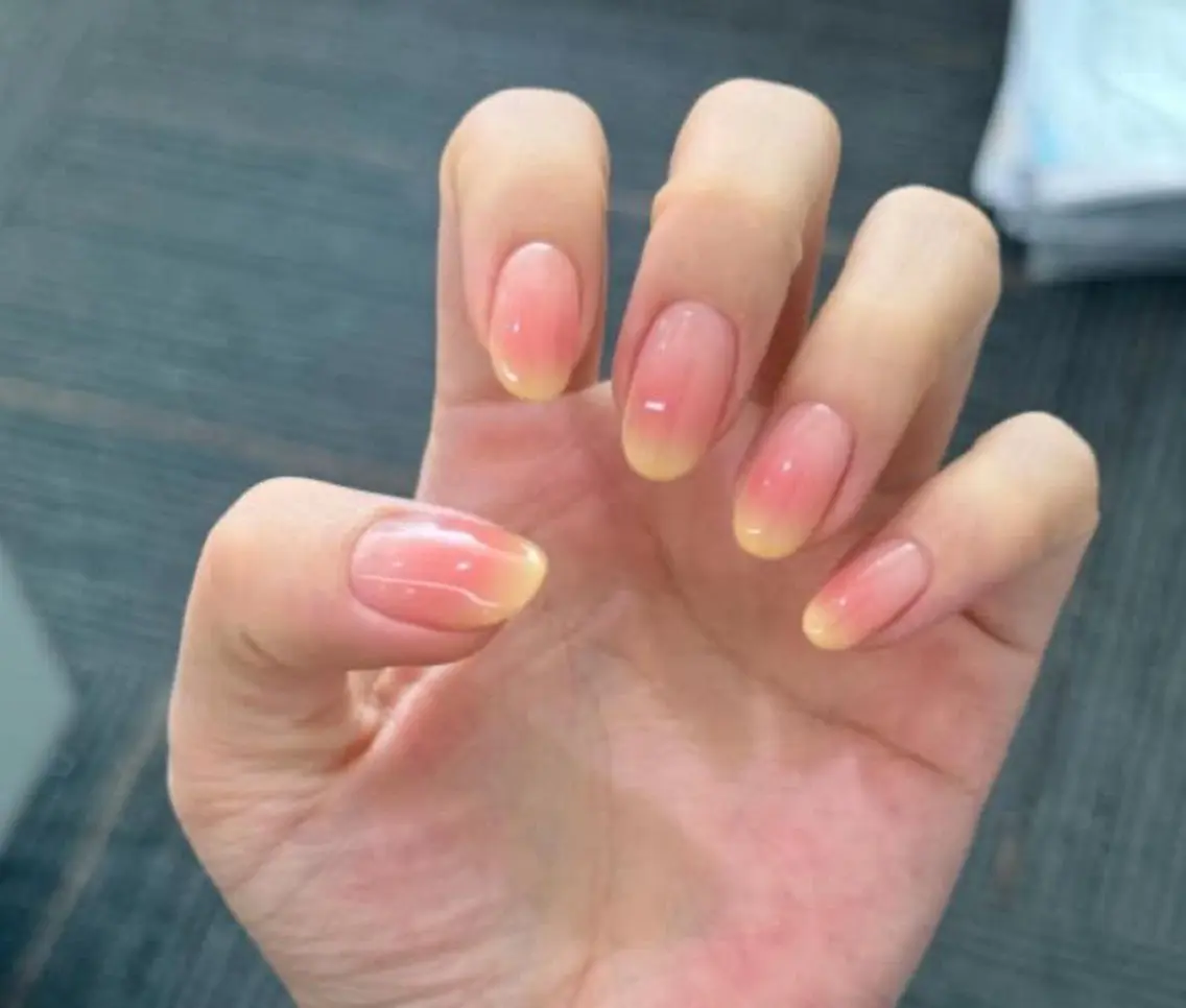 ネイル 長さ出し フレンチネイル グラデーション 韓国ネイル マグネットネイル ハンドネイル BT HEAVEN nailのネイルデザイン