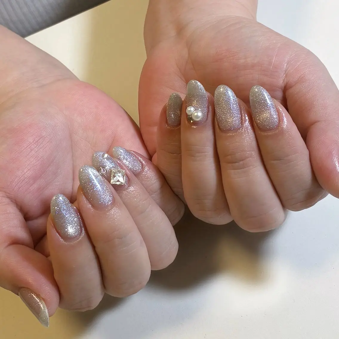 ネイル アートネイル マグネットネイル ハンドネイル ネイルサロン💎 Bibiのネイルデザイン