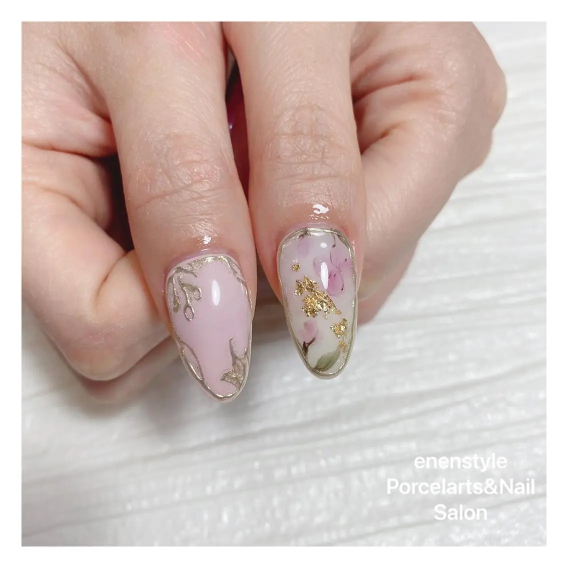 ミディアム ネイル ハンドネイル 🐾enen style 🐾のネイルデザイン