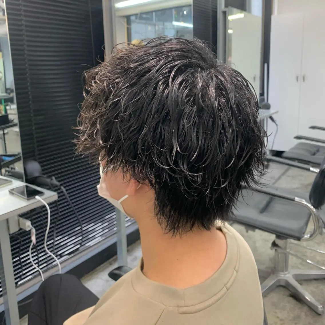ショート パーマ メンズ マッシュ 波巻きパーマ ショートヘア カット パーマ メンズ特化美容師/ 藤戸 椋のヘアスタイル