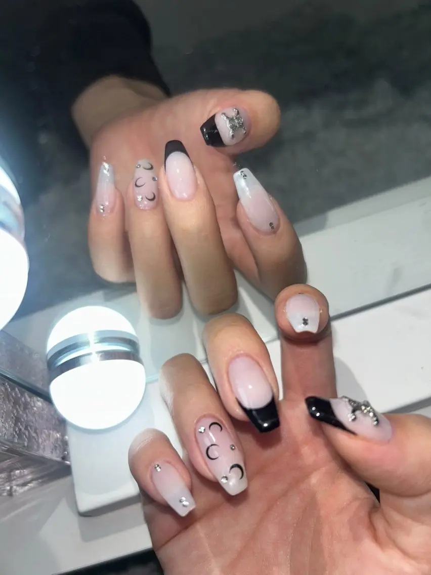 ネイル ハンドネイル shark_nail Aのネイルデザイン