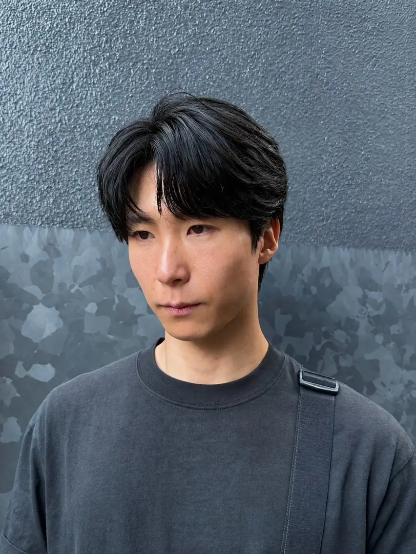 パーマ メンズ カット パーマ 梅田/センターパート 山下学偉のヘアスタイル