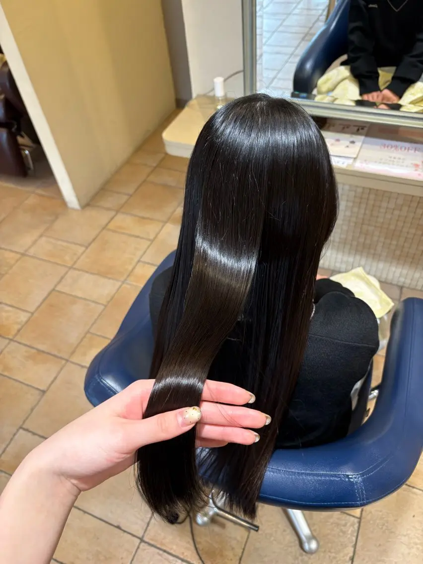 ロング トリートメント 井本 帆香のヘアスタイル