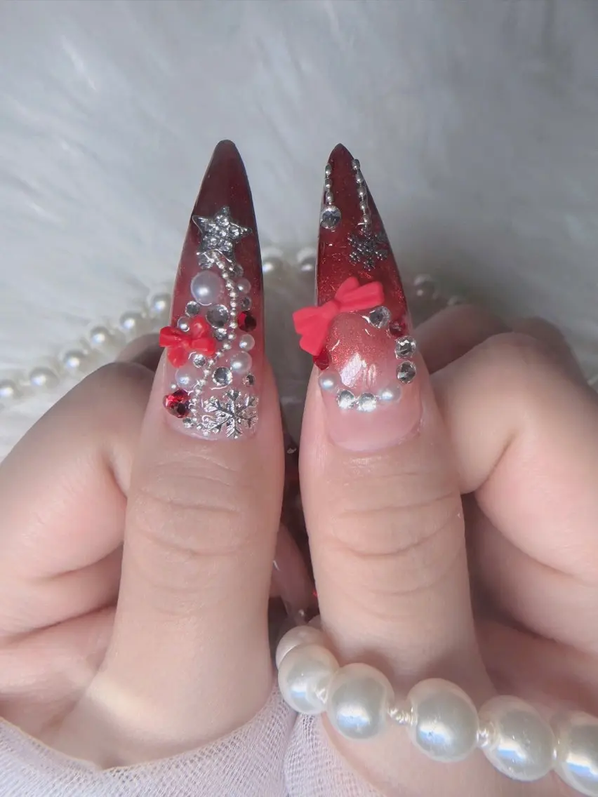 ネイル オーロラネイル フレンチネイル ジェルネイル ハロウィン キラキラネイル ハンドネイル H.baby Nail Salonのネイルデザイン