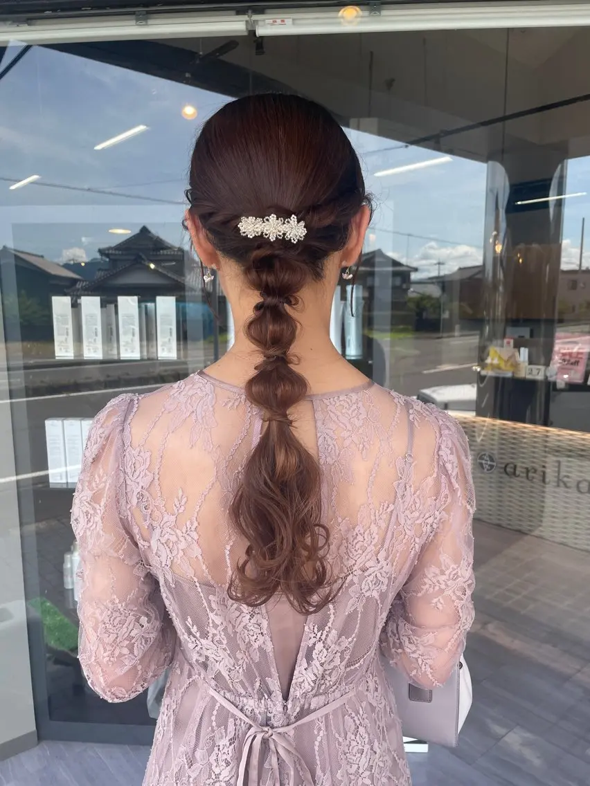 ロング ヘアアレンジ マキノ キョウカのヘアスタイル