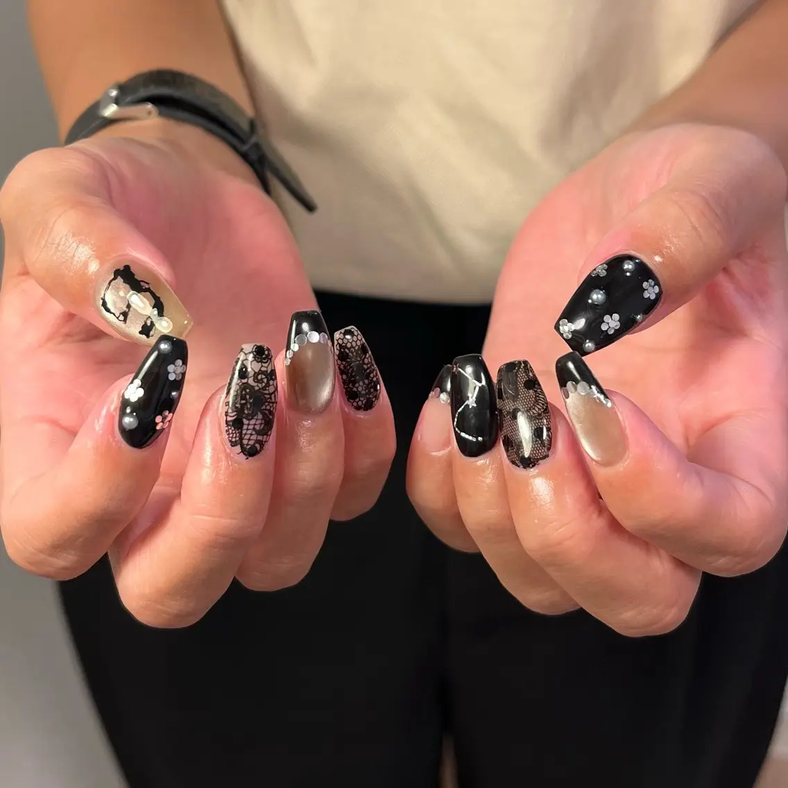 ネイル ハンドネイル フットネイル neroria nailのネイルデザイン