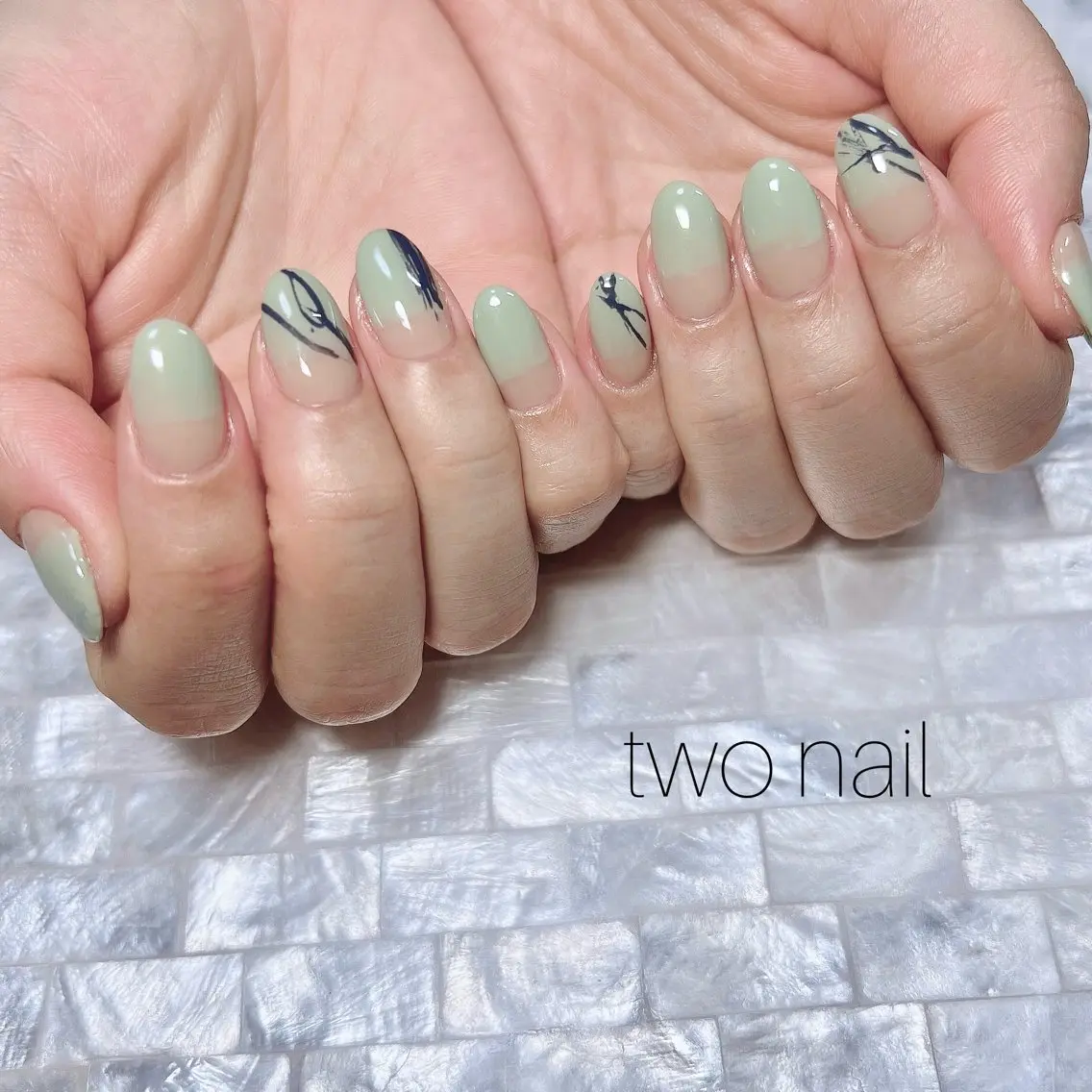 ネイル アートネイル ネイルチップ ホワイト ハンドネイル two nailのネイルデザイン