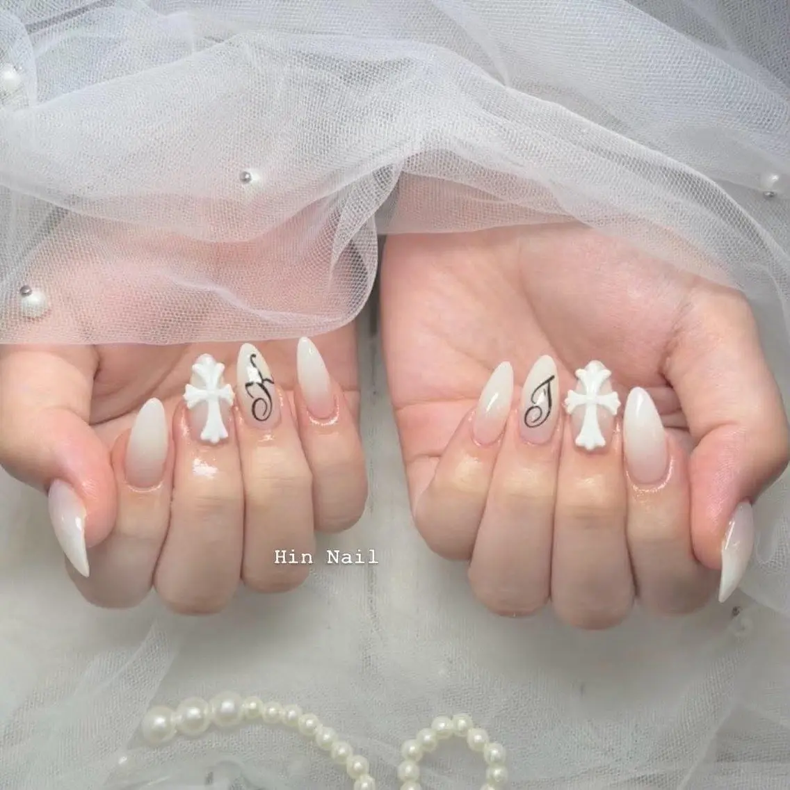 ネイル ハンドネイル Hin Nailのネイルデザイン