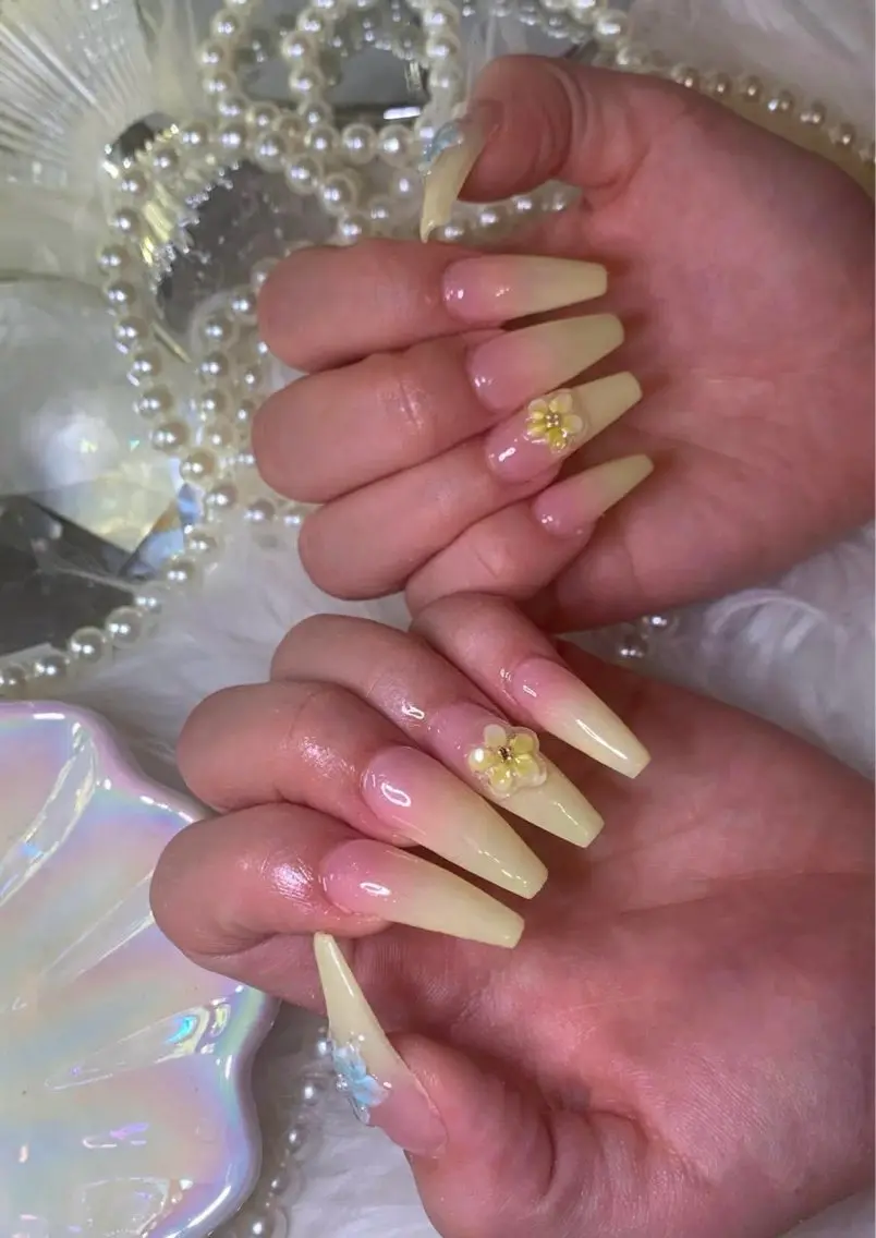 ネイル ハンドネイル Rinaky Amee Nailのネイルデザイン