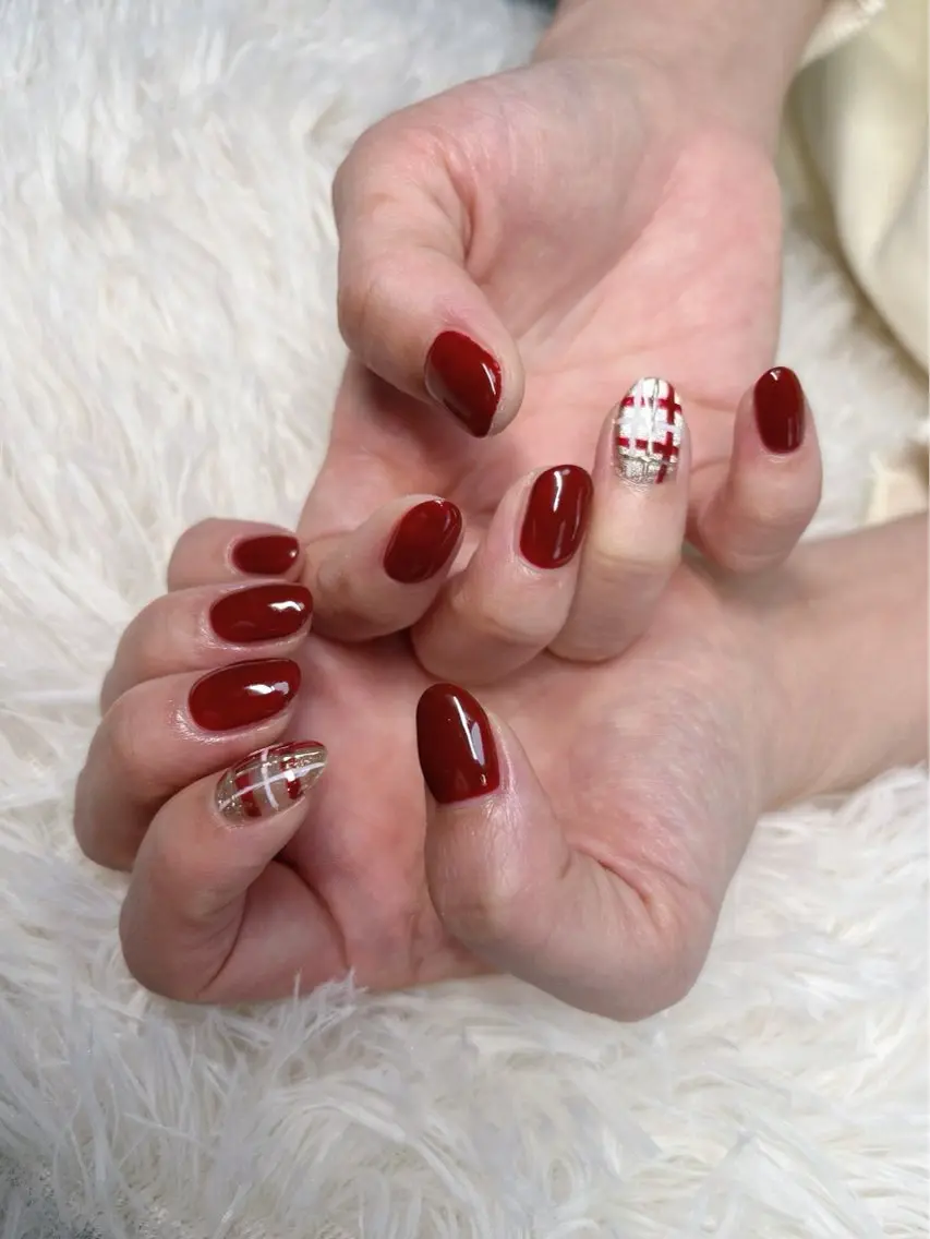 ネイル ボルドー ek.nail⭐︎ kanaのネイルデザイン