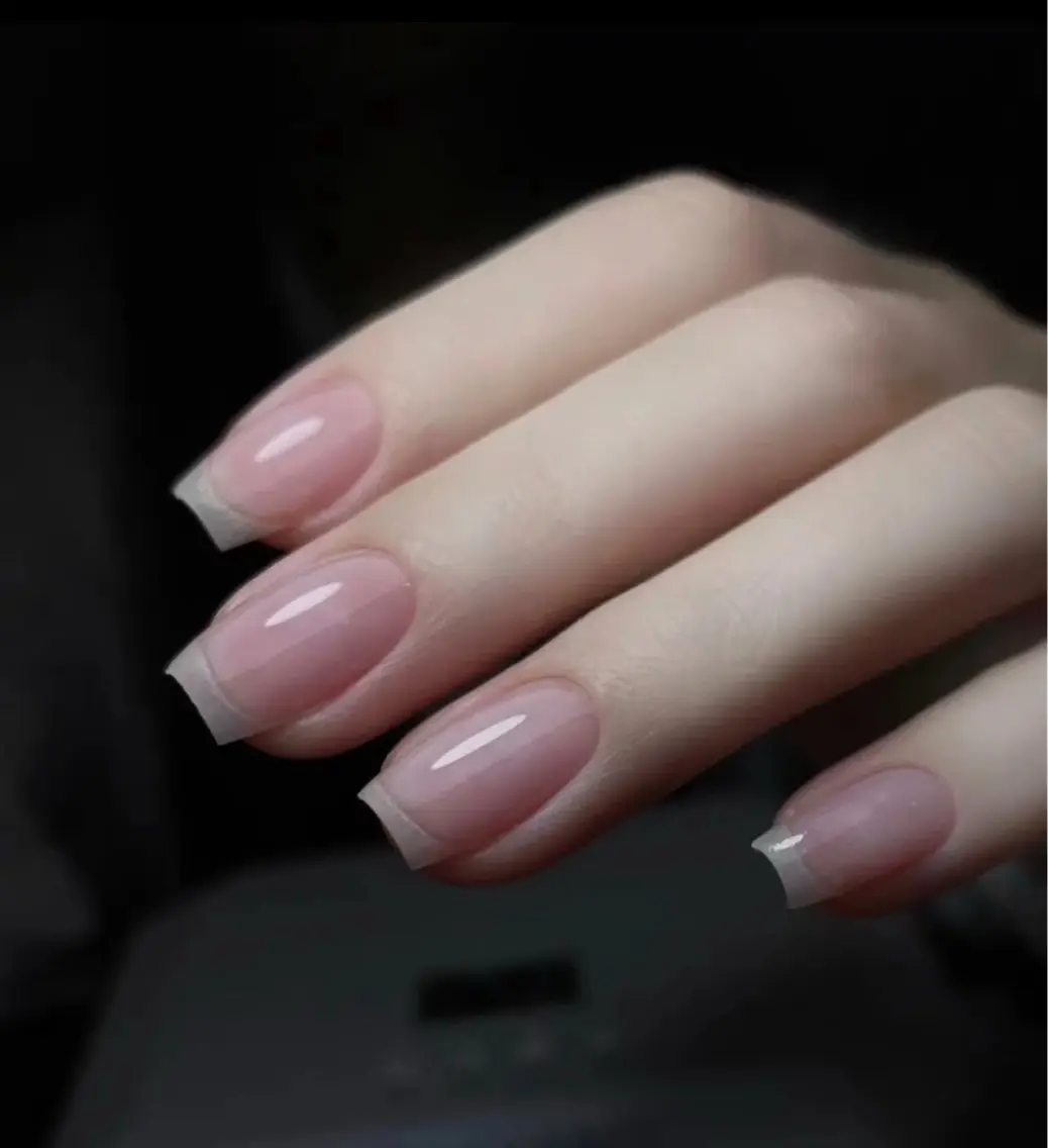 クリアネイルの写真