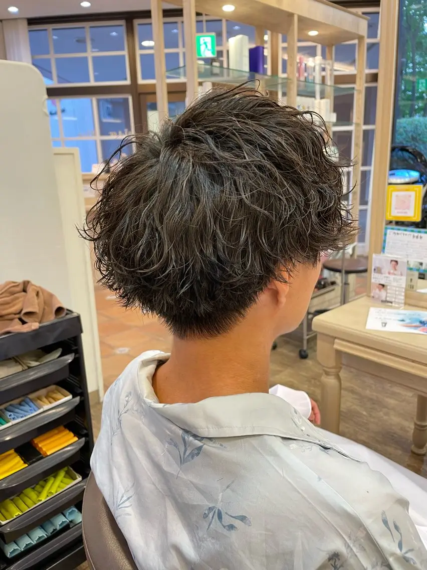 men's 波巻きパーマ×カットの写真