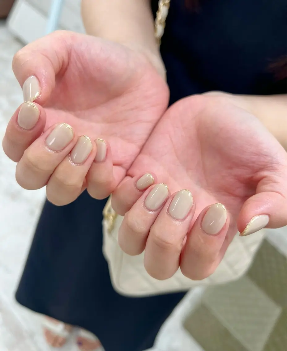 ネイル フレンチネイル 吉田 里菜のネイルデザイン