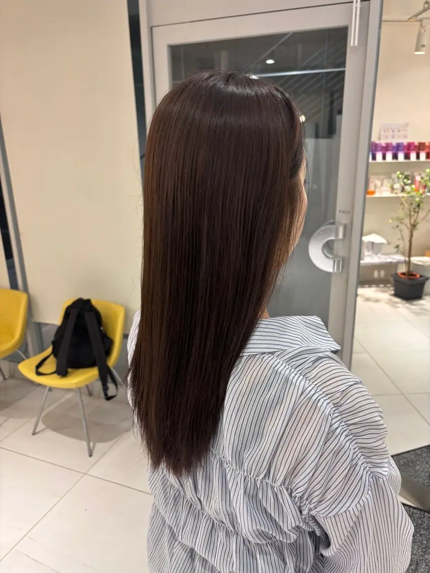カラー 林 彩音のヘアスタイル