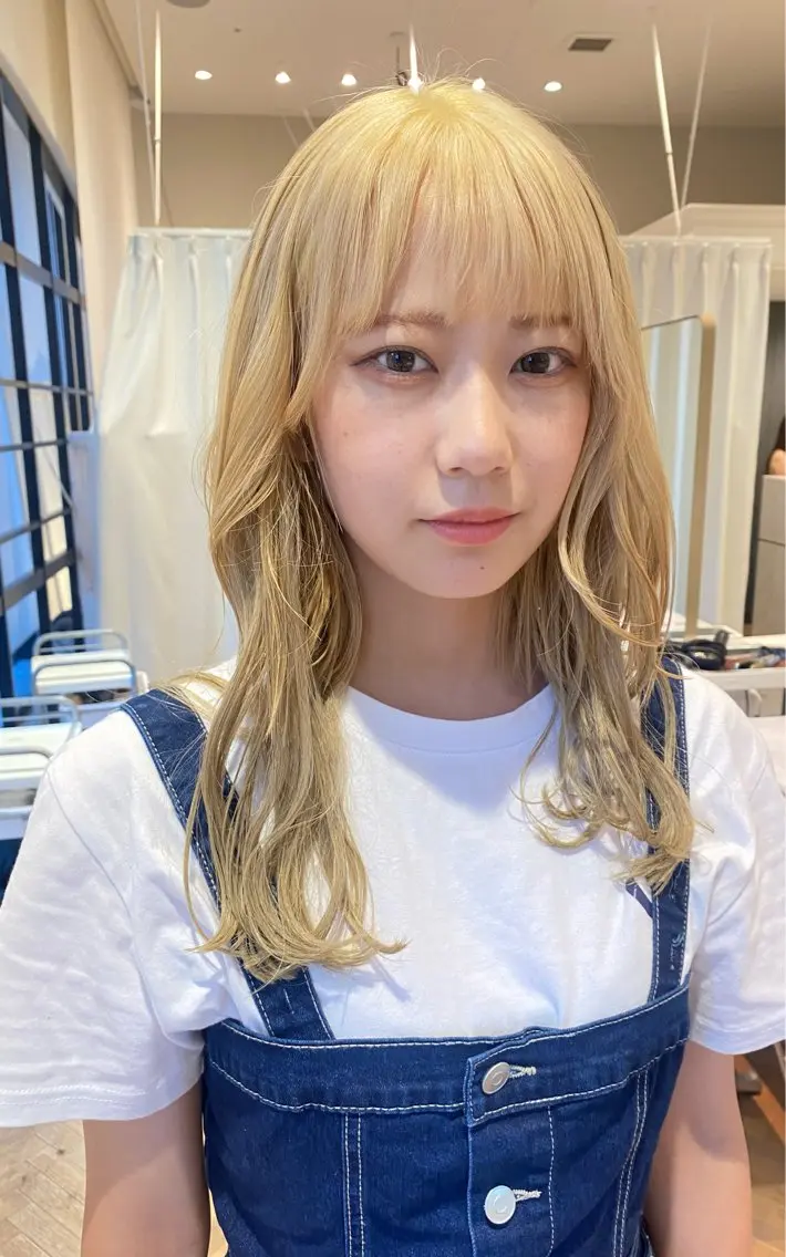 セミロング エクステ 増井 彩乃のヘアスタイル
