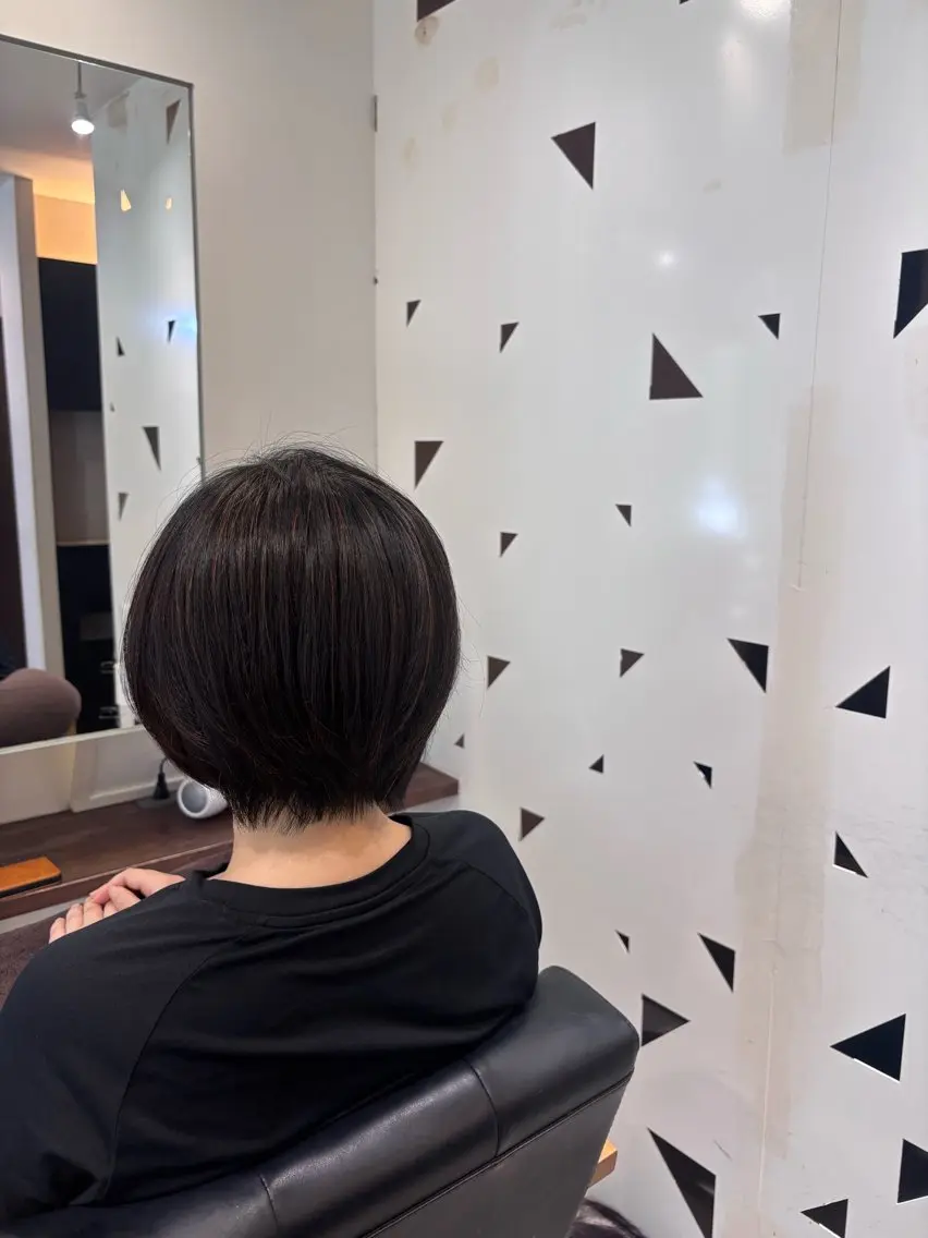 ショート 真鍋 月音のヘアスタイル