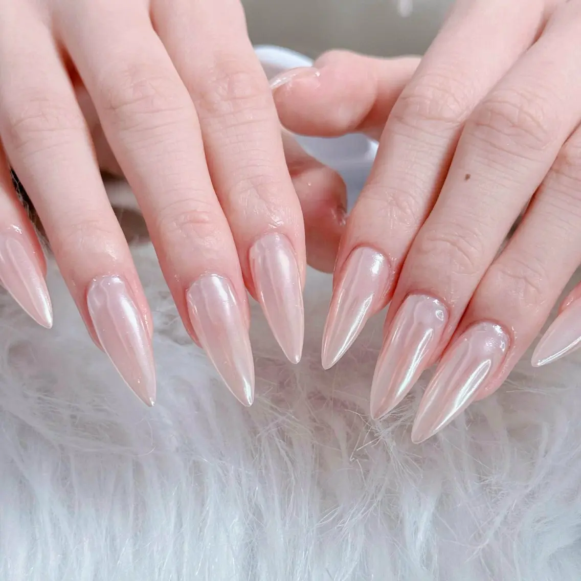 ネイル オーロラネイル クリアネイル 成人式 フラッシュネイル ジェルネイル ハンドネイル Amee Nail Salonのネイルデザイン