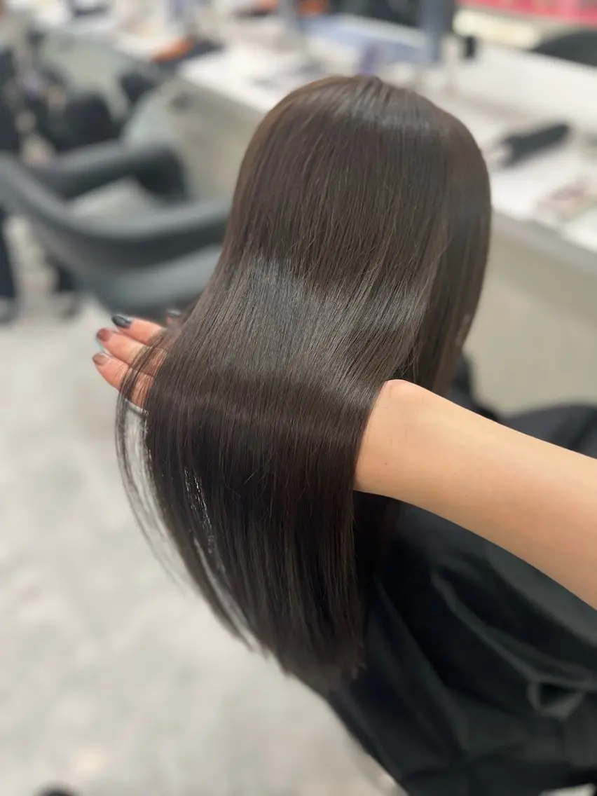 ロング カラー 縮毛矯正 野口 楓華のヘアスタイル