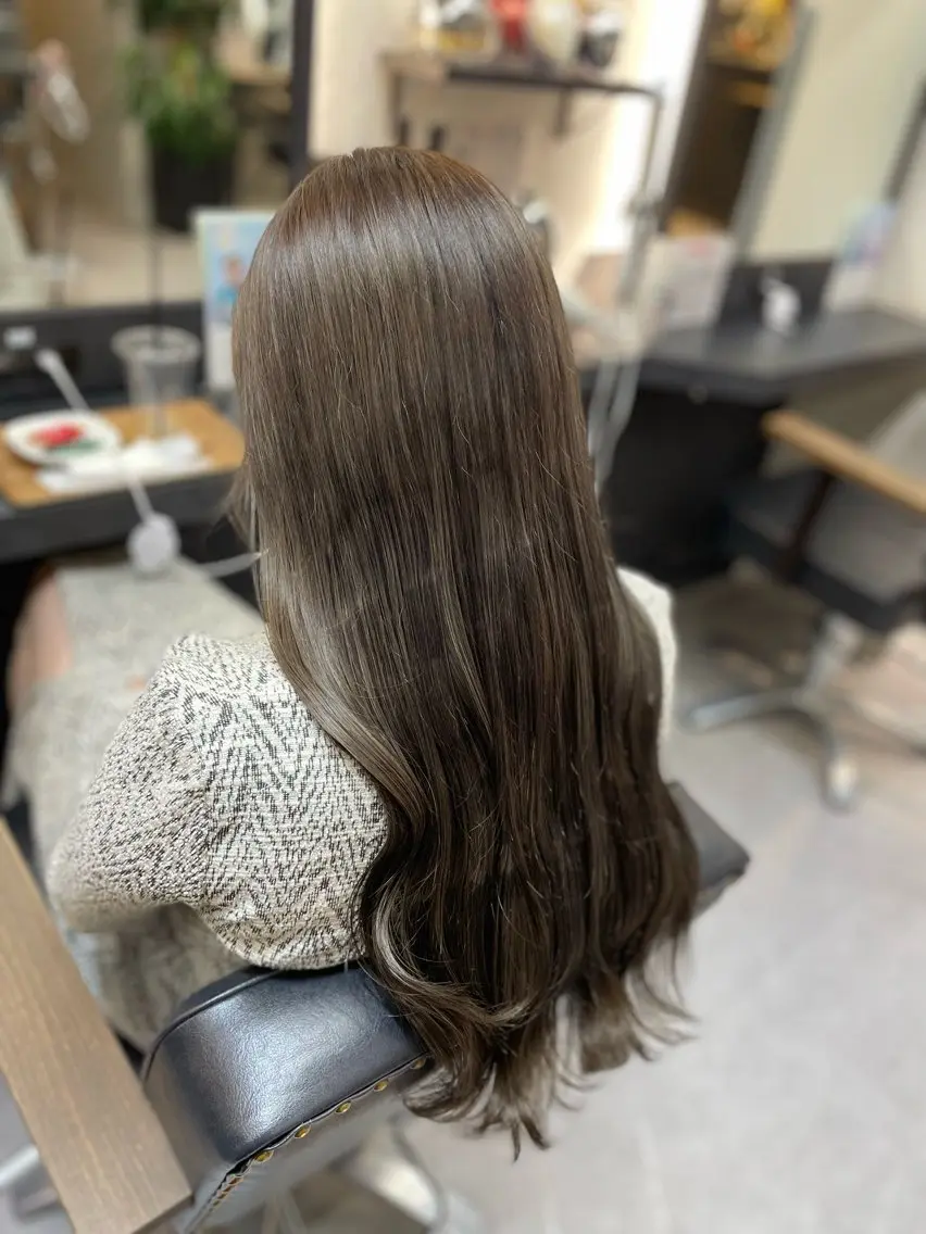 セミロング 似合わせカット🫧透 明感カラー🫧maiのヘアスタイル